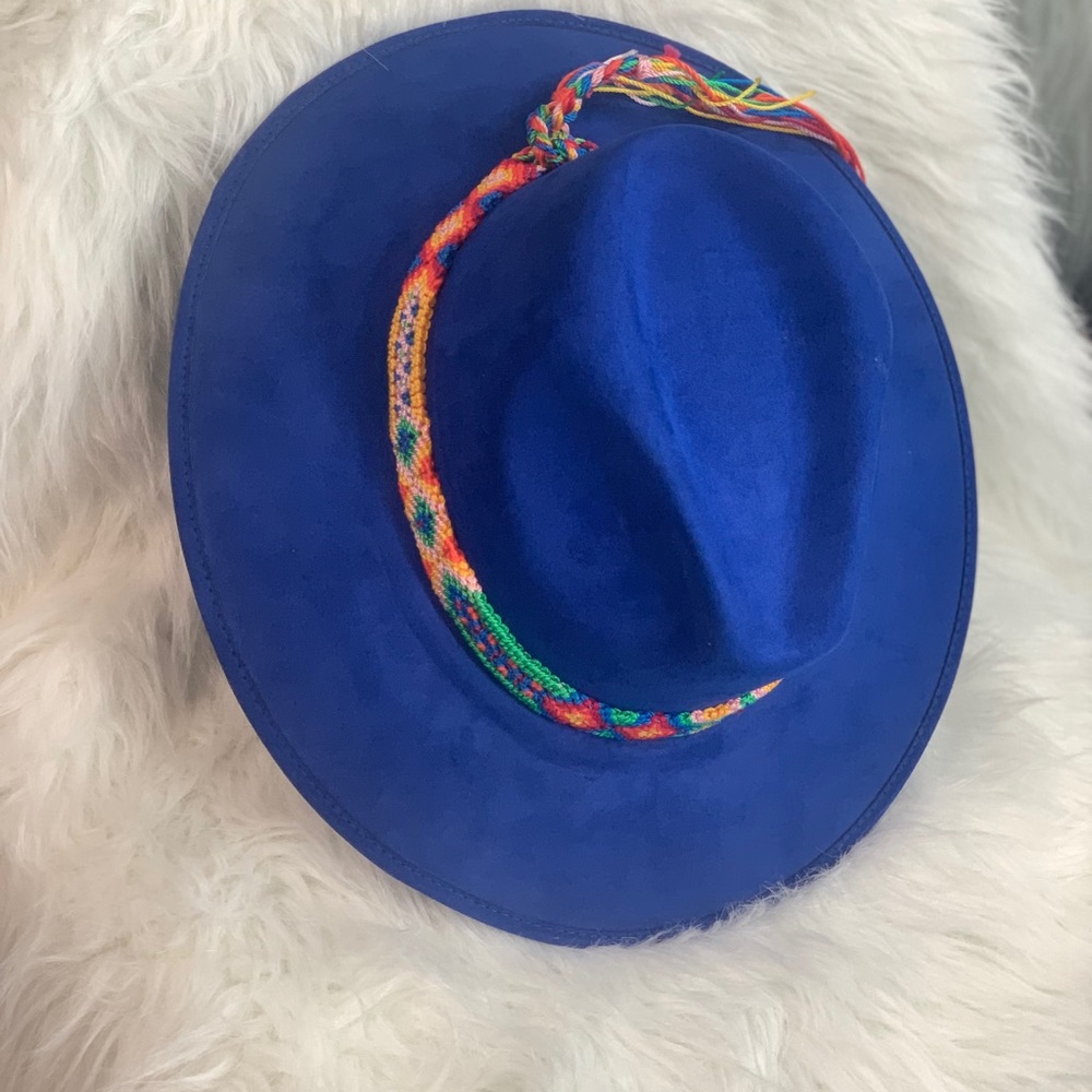Woman hat - Picture 2 of 3